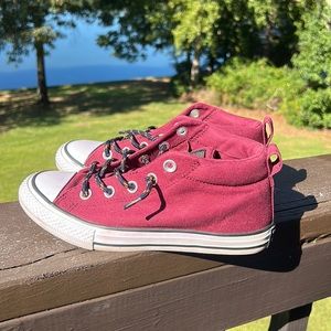 NEW CONVERSE CHUCK TAYLOR ALL STAR YOUTH SIZE 3